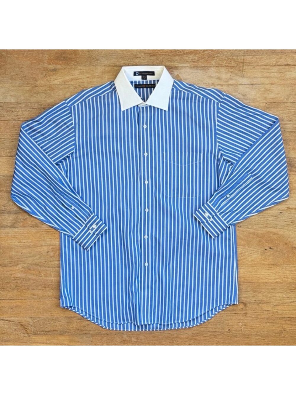 Vintage Tommy Hilfiger Striped Dress Shirt Size Medium 15.5/32-33 Blue/White